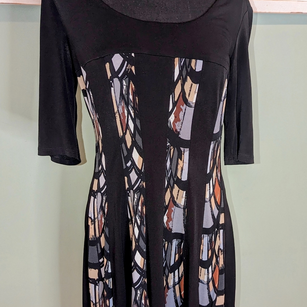 Gorgeous Dressbarn black pullover dress with mosaic design, size 10